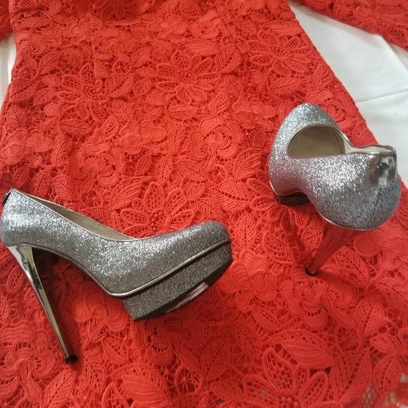 GORGEOUS AUTHENTIC Michael KORS COLLECTION PLATFOR - Picture 4 of 4